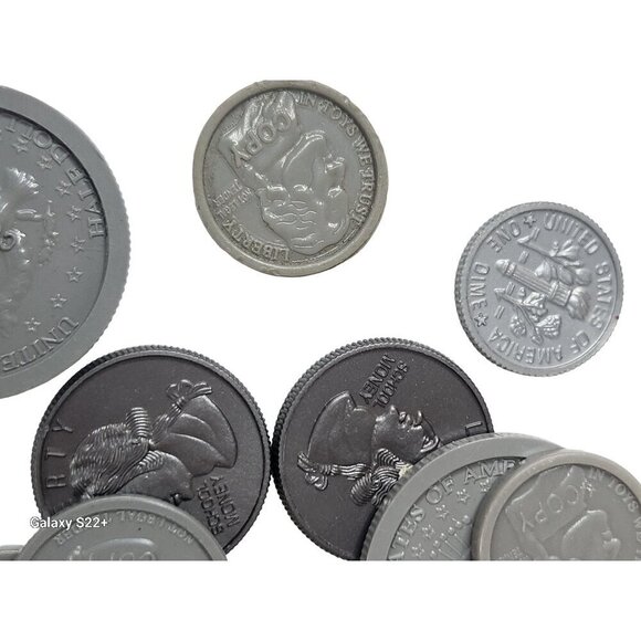 Assorted Play Money Coins Lot - Plastic & Metal Look Alike - Picture 9 of 16